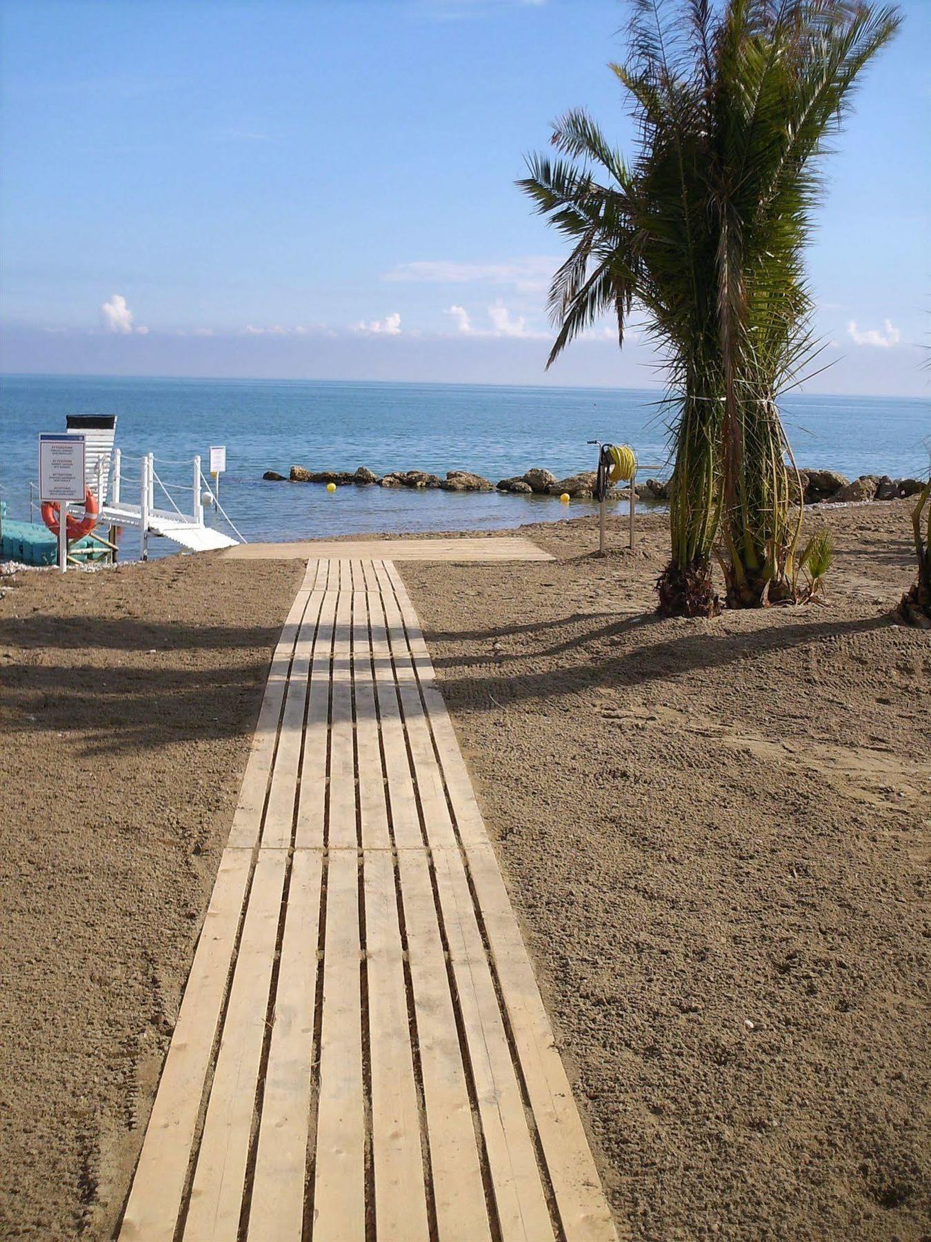 Centro Vacanze Poker كاسالبوردينو المظهر الخارجي الصورة